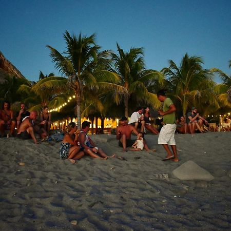 Buena Onda Beach Resort Попойо Екстериор снимка