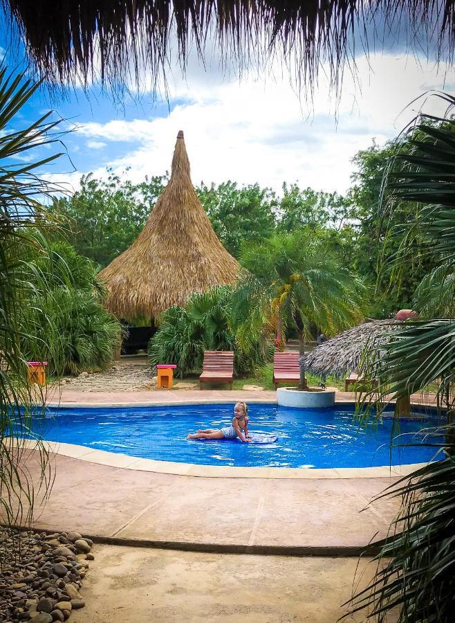 Buena Onda Beach Resort Попойо Екстериор снимка