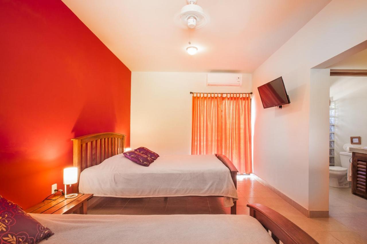 Buena Onda Beach Resort Попойо Екстериор снимка
